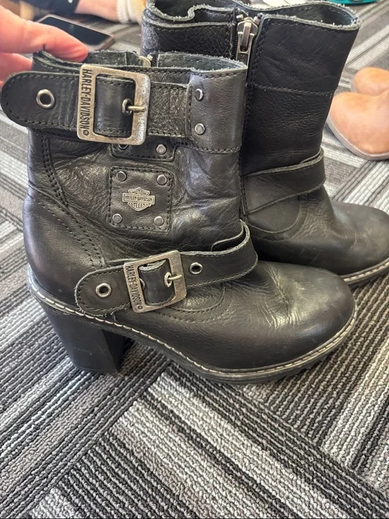 Harley-Davidson Black Leather Buckle Heeled Moto Boots - Picture 3 of 5